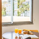 Apartment White House Premium - Located In A Prestigious Area