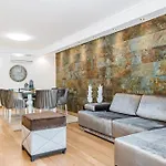 White House Premium - Located In A Prestigious Area Apartment