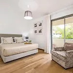 Apartament White House Premium - Located In A Prestigious Area *