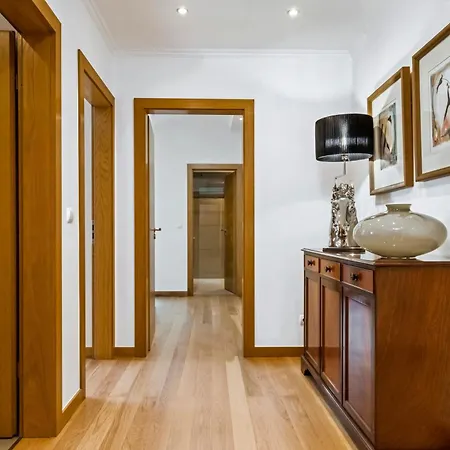 White House Premium * Funchal