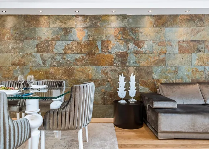 White House Premium Funchal (Madeira)