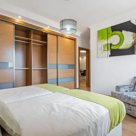 White House Premium Apartman *