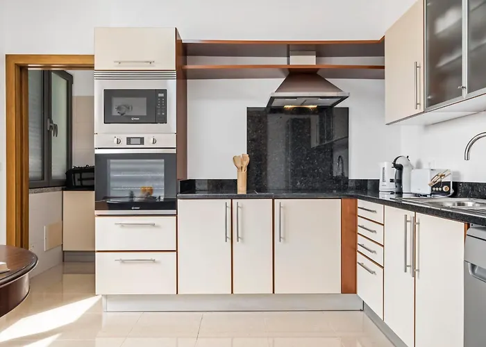 White House Premium Funchal